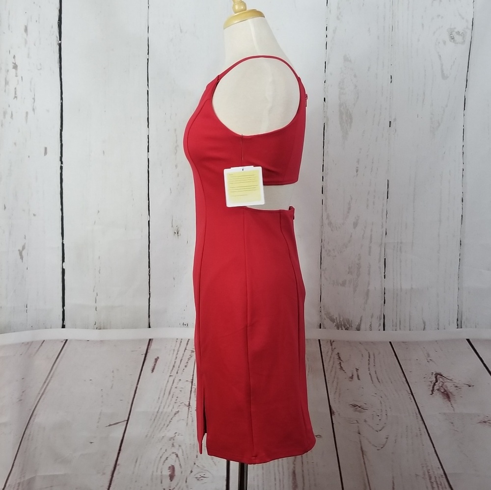 HARPER + LEMON Red Sleeveless Halter Sheath Dress - Picture 2 of 8